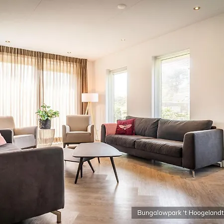 База отдыха Bungalowpark 't Hoogelandt Де-Коог