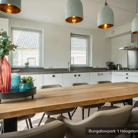 Bungalowpark 't Hoogelandt Де-Коог