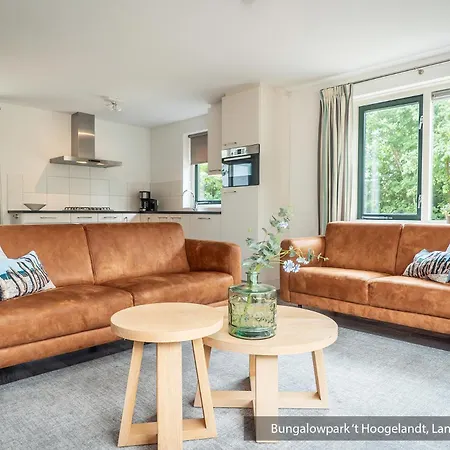 Bungalowpark 't Hoogelandt פארק נופש *